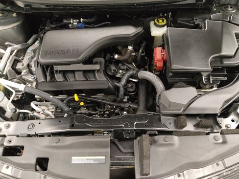 Used 2019 Nissan Rogue Sport SV w/ Technology Package FWD image 30
