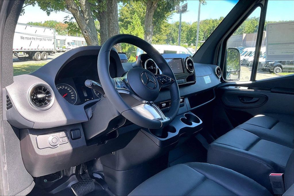 New 2026 Mercedes-Benz Sprinter 2500 image 5