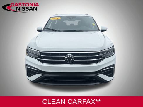 Used 2024 Volkswagen Tiguan SE image 5