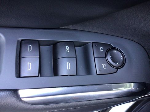 New 2025 Chevrolet Traverse LT w/ Enhanced Driving Package image 11