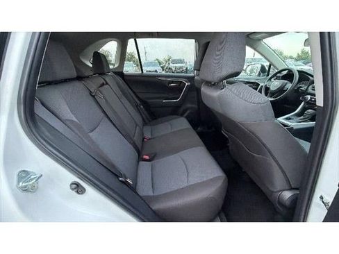 Certified 2025 Toyota RAV4 XLE AWD/4WD image 37