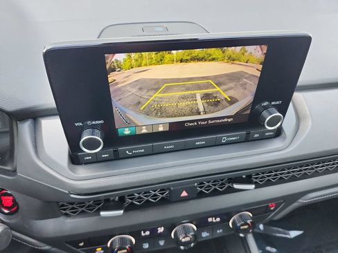 Certified 2023 Honda Accord EX image 25