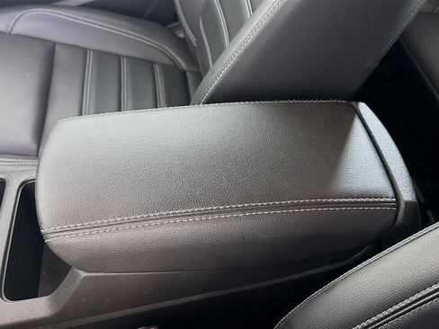 Used 2019 Ford Escape SEL image 18