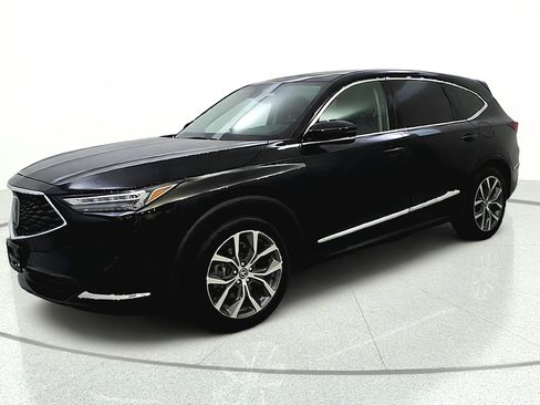 Used 2024 Acura MDX SH-AWD w/ Technology Package image 3