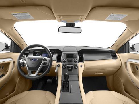 Used 2018 Ford Taurus Limited AWD/4WD image 4