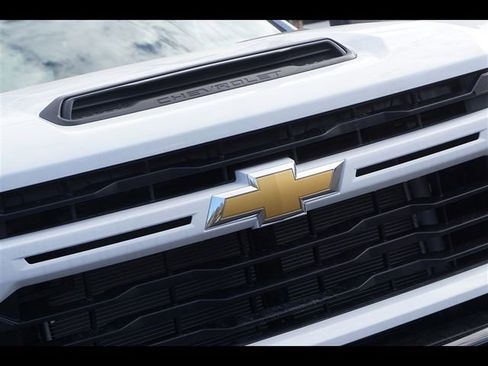 New 2026 Chevrolet Silverado 2500 Custom w/ Custom Convenience Package image 17