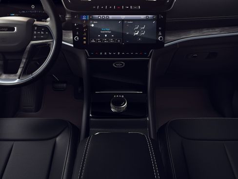 New 2026 Jeep Grand Cherokee L 4WD image 17