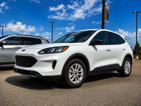 Used 2022 Ford Escape SE AWD/4WD image 1