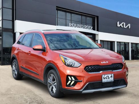 Used 2022 Kia Niro LXS FWD image 3