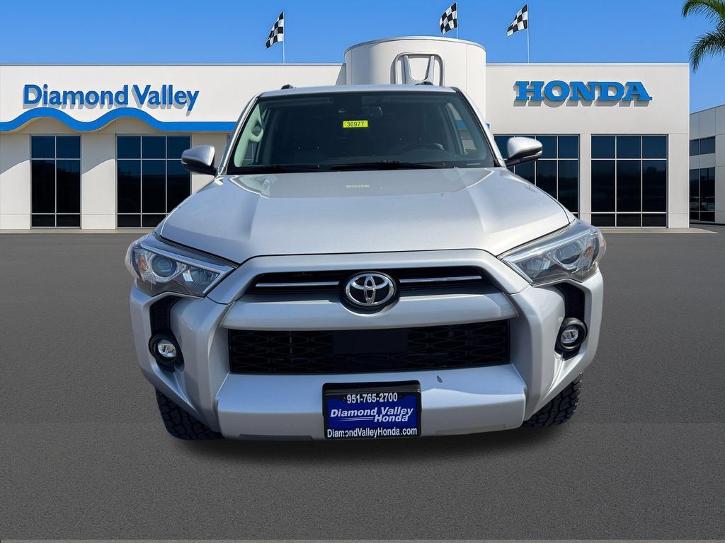 Used 2022 Toyota 4Runner SR5 Premium w/ Moonroof Package RWD image 2