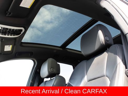 Used 2021 Porsche Macan S image 23