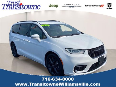 Used 2022 Chrysler Pacifica Limited w/ S Appearance Package FWD image 1