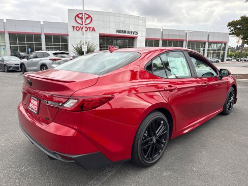New 2026 Toyota Camry SE FWD image 11