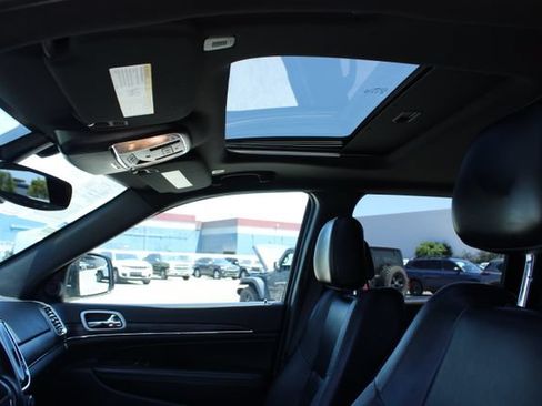 Used 2020 Jeep Grand Cherokee Limited RWD image 43