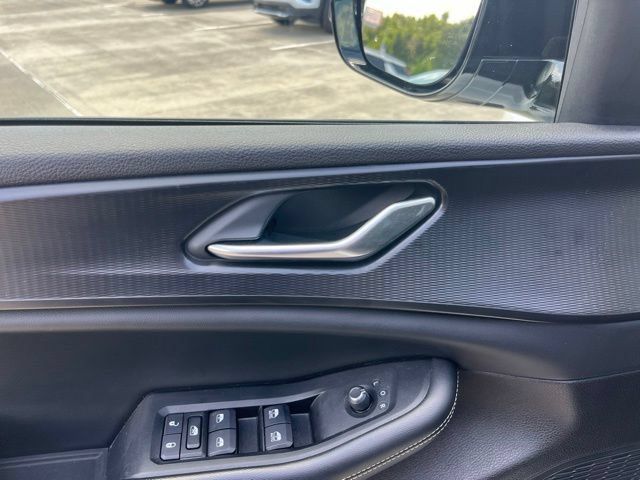 Used 2023 Jeep Grand Cherokee L Laredo RWD image 13