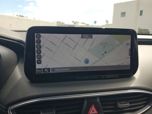 Used 2021 Hyundai Santa Fe Limited w/ Cargo Package image 10