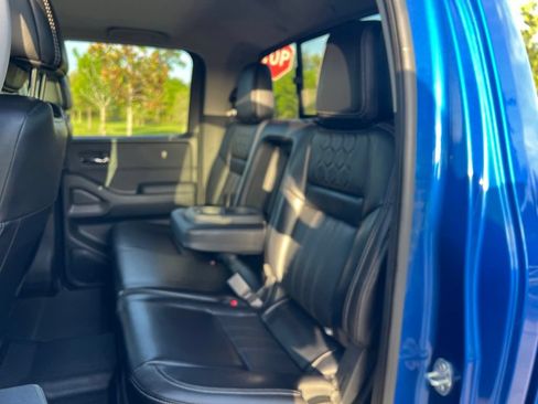 Used 2024 Nissan Frontier SL w/ Technology Package AWD/4WD image 20