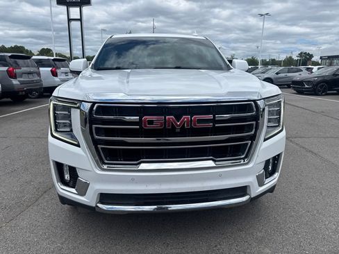 Used 2022 GMC Yukon SLT w/ SLT Premium Package AWD/4WD image 3