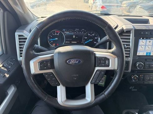 Used 2017 Ford F350 Lariat w/ Chrome Package image 17