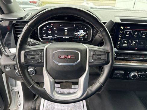 Used 2024 GMC Sierra 3500 SLE w/ SLE Value Package image 11