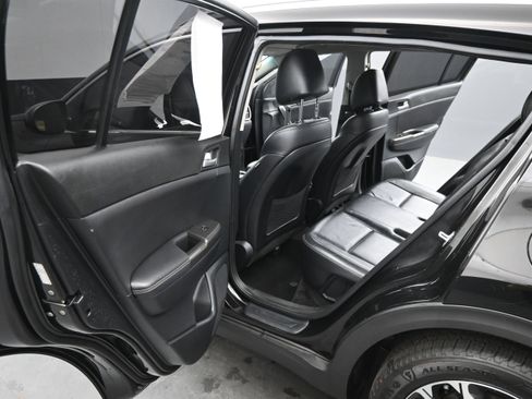 Used 2017 Kia Sportage EX image 13