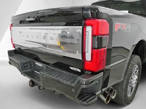 Used 2024 Ford F250 Limited w/ FX4 Off-Road Package AWD/4WD image 42