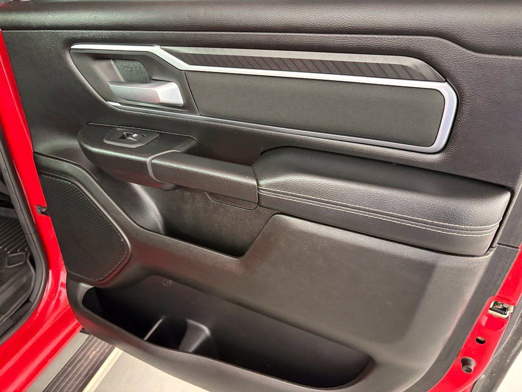 Used 2025 RAM 1500 Big Horn AWD/4WD image 39