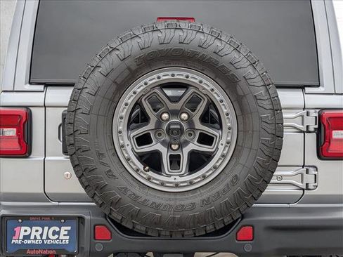 Used 2019 Jeep Wrangler Unlimited Rubicon AWD/4WD image 7