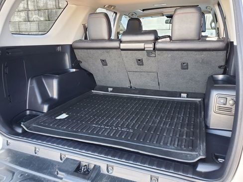 Used 2020 Toyota 4Runner TRD Off-Road Premium image 42