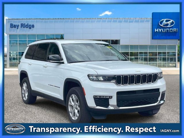 Used 2023 Jeep Grand Cherokee L Limited AWD/4WD image 1