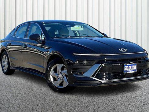 New 2025 Hyundai Sonata SE image 2
