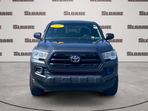 Used 2017 Toyota Tacoma SR w/ Tow Package AWD/4WD image 8