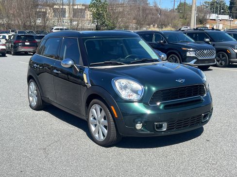 Used 2011 MINI Cooper Countryman S image 3