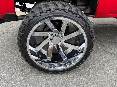 Used 2019 Chevrolet Silverado 1500 LT w/ All Star Edition image 40