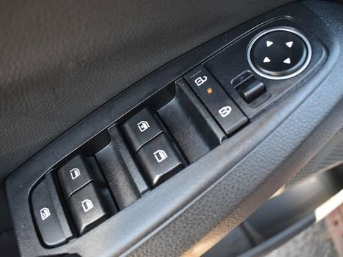 Certified 2024 Kia Seltos S AWD/4WD image 19