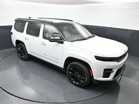 New 2026 Jeep Grand Wagoneer Summit AWD/4WD image 54