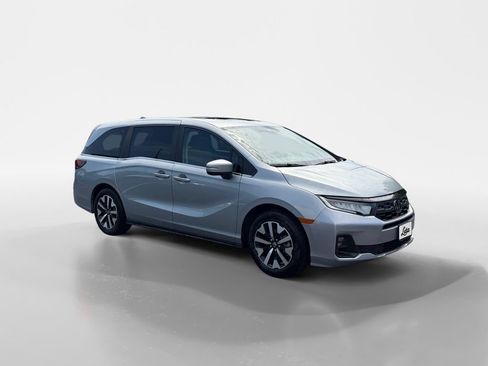 Certified 2025 Honda Odyssey EX-L image 2