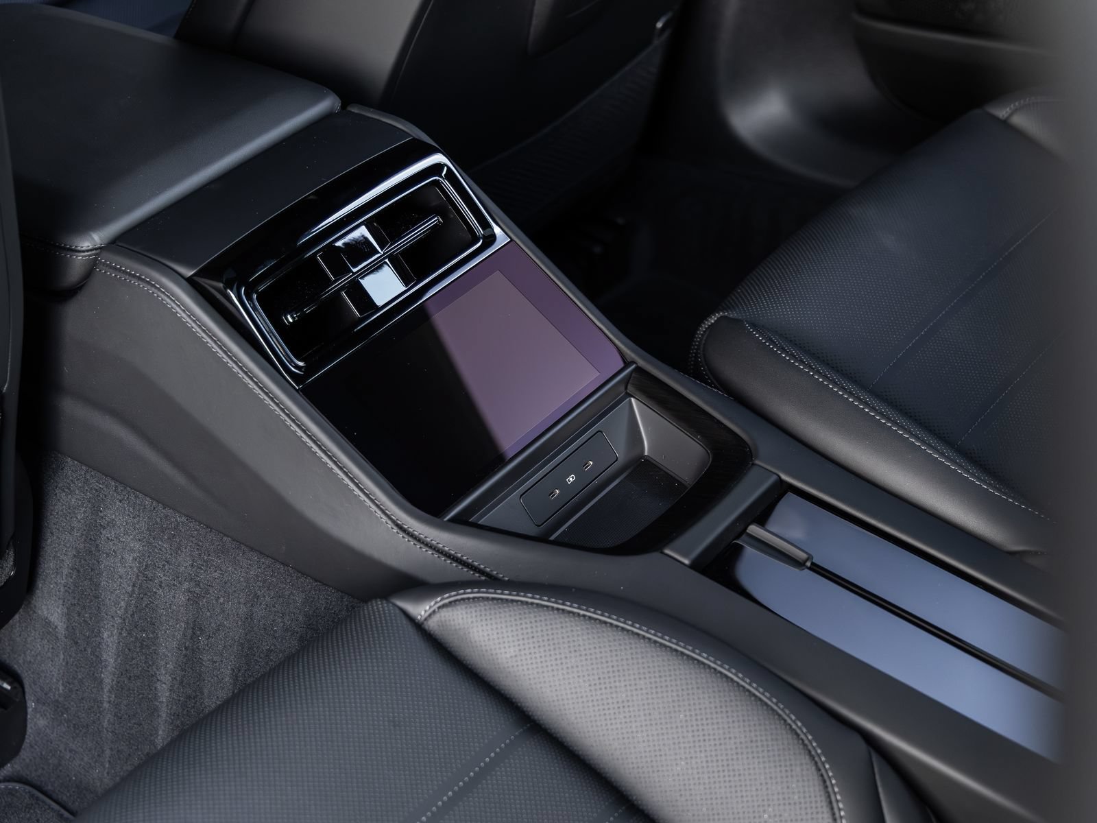 New 2026 Porsche Panamera 4 AWD/4WD image 42
