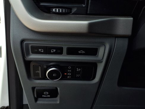 Used 2021 Ford F150 XLT w/ Equipment Group 302A High image 13