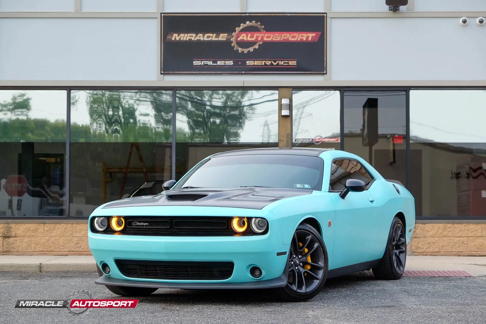 Used 2021 Dodge Challenger R/T Scat Pack w/ Plus Package RWD image 1
