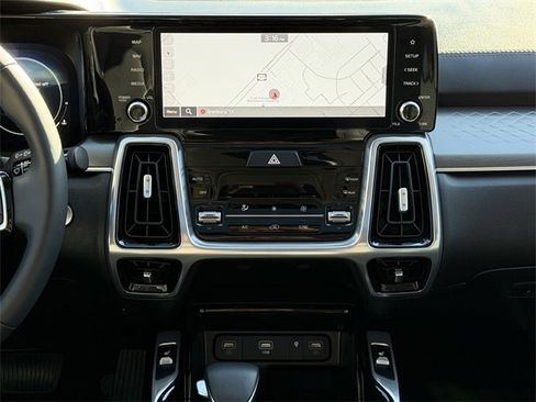 Used 2023 Kia Sorento SX image 14