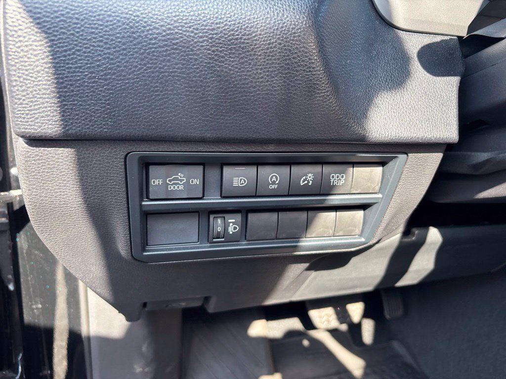 Used 2025 Toyota Tundra SR5 RWD image 18
