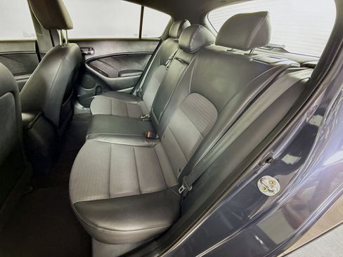 Used 2016 Kia Forte SX image 27