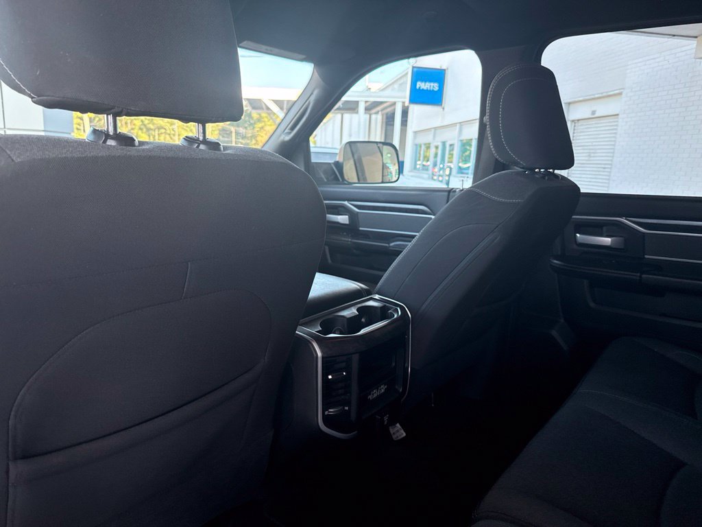 Used 2022 RAM 2500 Big Horn w/ Level C Equiment Group AWD/4WD image 45