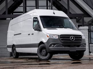 Used 2026 Mercedes-Benz Sprinter 2500 video 1
