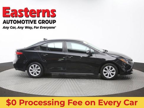 Used 2022 Toyota Corolla LE FWD image 44