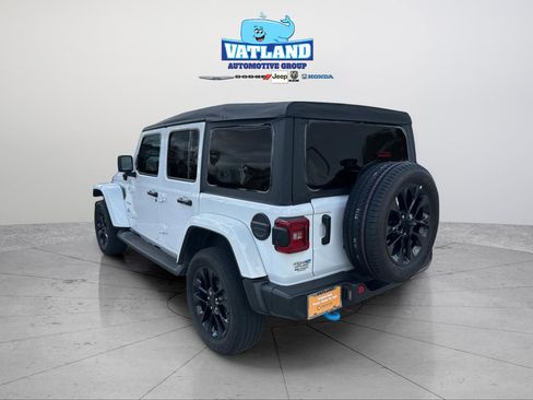 Certified 2023 Jeep Wrangler Unlimited Sahara w/ Cold Weather Group AWD/4WD image 3