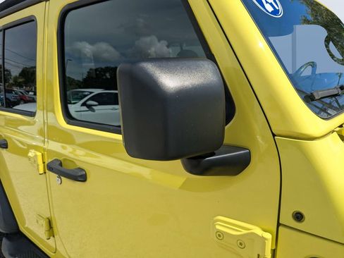 Used 2024 Jeep Wrangler Unlimited Sport AWD/4WD image 15