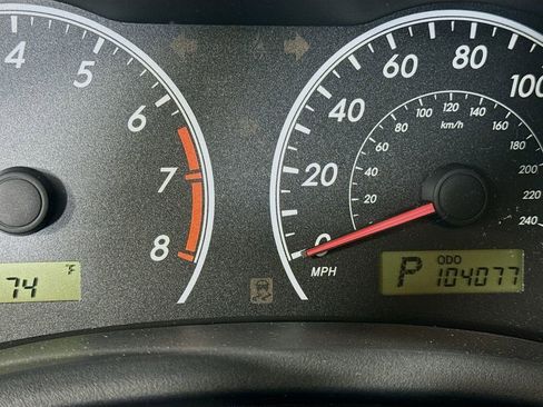 Used 2013 Toyota Corolla LE w/ Premium Pkg FWD image 12