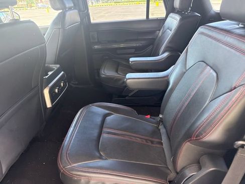 Used 2023 Ford Expedition Limited AWD/4WD image 15